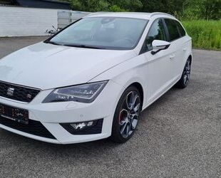 Seat Seat LEON ST FR LINE NAVI BI XENON LED ALCANTARA D Gebrauchtwagen