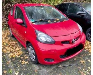 Toyota Toyota Aygo cool 1 Hand tüv neu scheckheftgepflegt Gebrauchtwagen