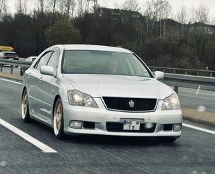 Toyota Toyota Crown V6 RHD JDM Gebrauchtwagen