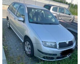 Skoda Skoda Fabia Combi 1.4 16V 59 kW Classic Classic Gebrauchtwagen