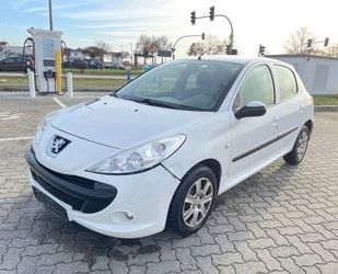 Peugeot Peugeot 206 + Basis 1.4 Klima Gebrauchtwagen