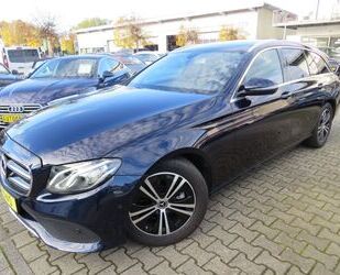 Mercedes-Benz Mercedes-Benz E220d T-Modell Avantgarde *PANO*LED* Gebrauchtwagen