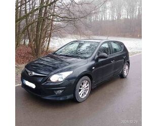 Hyundai Hyundai i30 blue 1.4 Classic Classic Gebrauchtwagen