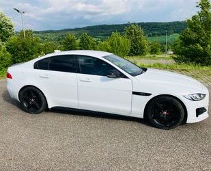 Jaguar Jaguar XE 2.0. R-Sport|Meridian|Black Pack|TüvNeu Gebrauchtwagen