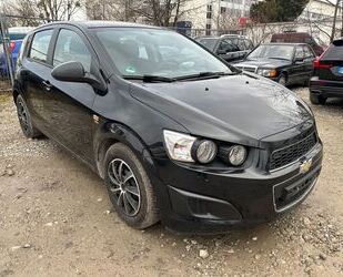 Chevrolet Chevrolet Aveo 1.2*TÜV Neu*Klima*8-Fach Gebrauchtwagen