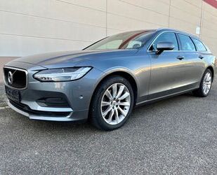 Volvo Volvo V90 D4 Momentum - LEDER + NAVI + LED + PANO Gebrauchtwagen