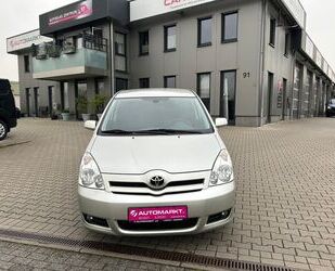 Toyota Toyota Corolla Verso 2.2 D-CAT Sol 177PS 7-Sitze Gebrauchtwagen