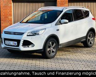 Ford Ford Kuga Titanium,1hand,Navi,Klimatr,Sitzh,AHK,Tü Gebrauchtwagen