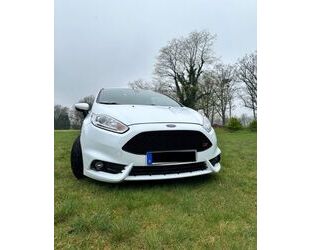 Ford Ford Fiesta 1,6 EcoBoost ST ST Gebrauchtwagen