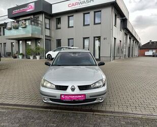 Renault Renault Laguna II Grandtour Avantage 2.0 135PS Kli Gebrauchtwagen