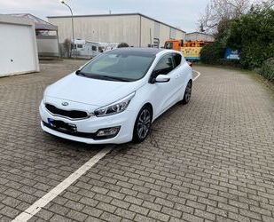 Kia Kia Ceed Automatik 135PS Gebrauchtwagen