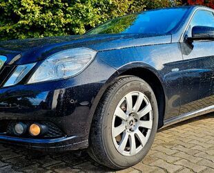 Mercedes-Benz Mercedes-Benz E 200 CGI BlueEfficiency NAVI Gebrauchtwagen