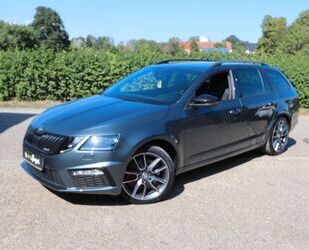 Skoda Skoda Octavia Combi RS 245 Navi LED Pano DAB SHZ P Gebrauchtwagen