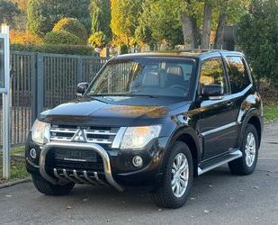 Mitsubishi Mitsubishi Pajero 3.2 DI-D Intense 4x4 /1-Hand Gebrauchtwagen