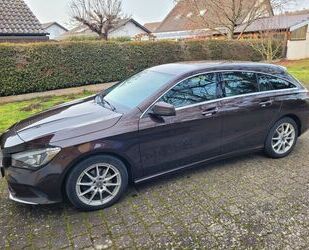 Mercedes-Benz Mercedes-Benz CLA 200 d DCT NAVI/LED/SHZ/Elektr.He Gebrauchtwagen