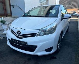 Toyota Toyota Yaris 1,0-l-Dual-VVT-i/Kamera /Tuv Neu Gebrauchtwagen