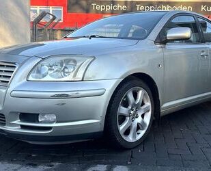 Toyota Toyota Avensis 2.0 Sol Liftback+TÜV NEU+KLIMA AUT Gebrauchtwagen