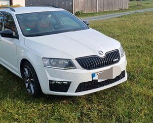 Skoda Skoda Octavia 2.0 TDI Green tec RS Combi RS Gebrauchtwagen