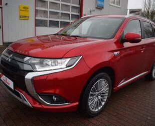 Mitsubishi Mitsubishi Outlander PHEV Basis 4WD 1.Hand Gebrauchtwagen