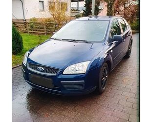 Ford Ford Focus 1,6 115 PS Tüv 01/2027 Gebrauchtwagen