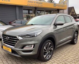 Hyundai Hyundai Tucson Premium 4WD / LEDER / AHK / NAVI / Gebrauchtwagen