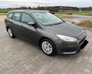 Ford Ford Focus 1,5 EcoBlue Kombi TÜV neu WR SR Scheckh Gebrauchtwagen