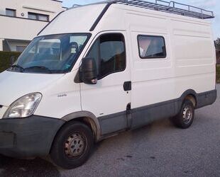 IVECO Iveco IVECO Daily Iveco Daily 35C12 Lang Hoch 7-Si Gebrauchtwagen