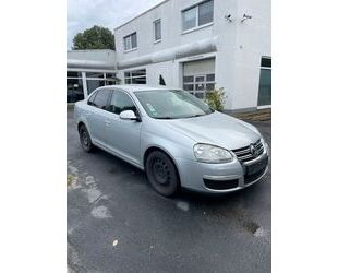 VW Volkswagen Jetta 1.4 TSI 90 kW Comfortline Gebrauchtwagen