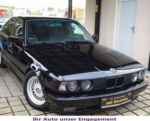 BMW BMW 525i E34 M-Sport*Rarität~Diamant Schwarz~Gel. Gebrauchtwagen