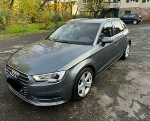 Audi Audi A3 2.0 TDI cl. d. S tr. qu Ambiente Sportb. . Gebrauchtwagen