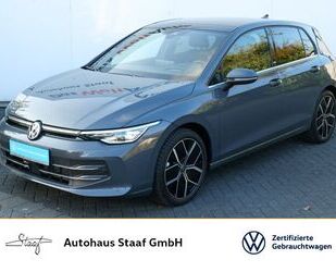 VW Volkswagen Golf VIII Style 1.5 TSI 150PS DSG DCC+P Gebrauchtwagen