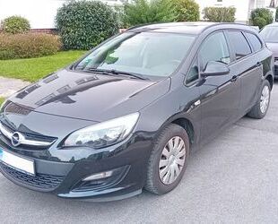 Opel Opel Astra Sports Tourer Selection 1.Hd SHZ Kamera Gebrauchtwagen