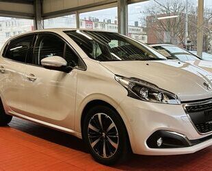 Peugeot Peugeot 208 Signature Navi/MirrorLink/Parkassist./ Gebrauchtwagen