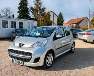 Peugeot Peugeot 107 Filou Automatik Klima 2 Hand Tüv. 0 Gebrauchtwagen