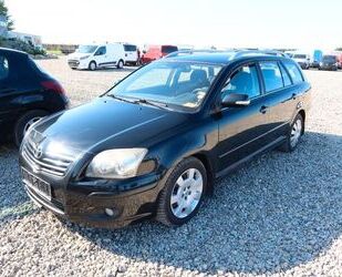 Toyota Toyota Avensis Combi Executive 2,2-l-D-4D Executiv Gebrauchtwagen