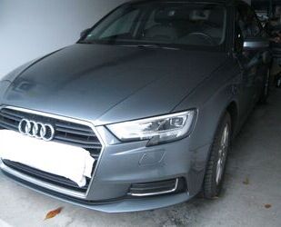 Audi Audi A3 Sportback 35 TFSI, s tronic, Pano, LED, AH Gebrauchtwagen