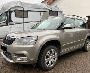 Skoda Skoda Yeti 1.2 TSI,AHK,PDC,8fach,Scheckheftgepfleg Gebrauchtwagen