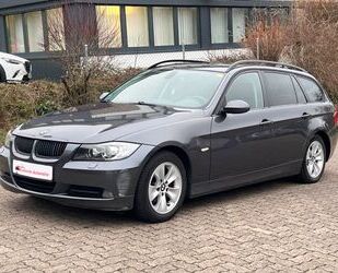 BMW BMW 320d Touring Automatik+Navi+Panorama+Leder Gebrauchtwagen