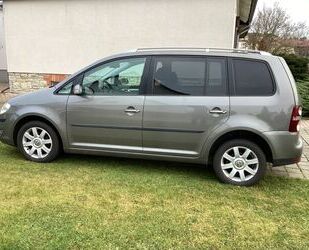 VW Volkswagen Touran 2.0 TDI DPF Highline Highline Gebrauchtwagen