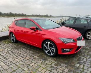 Seat Seat Leon 1.8 TSI 132kW Start&Stop FR DSG FR Gebrauchtwagen