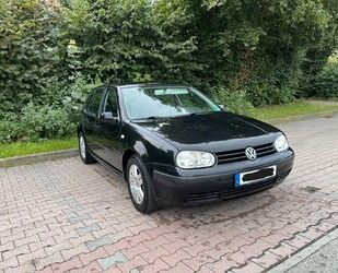 VW Volkswagen VW Golf 1.6 105PS Klima Airbag ZV WR Gebrauchtwagen