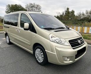 Fiat Fiat Scudo Panorama *MAXI LANG*8 Sitzplätze Gebrauchtwagen