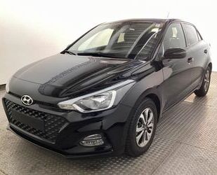 Hyundai Hyundai i20 YES! SHZ PDC Kamera CarPlay DAB Pakete Gebrauchtwagen