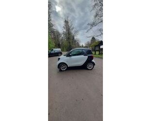 Smart Smart ForTwo coupé 1.0 52kW edition blackbuster ed Gebrauchtwagen