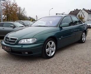 Opel Opel Omega 2.6 V6 Design Edition Aut*Leder*Xenon*N Gebrauchtwagen