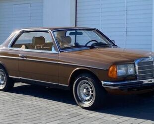 Mercedes-Benz Mercedes-Benz 230 CE W123, Erstlack, 1.Hand, MB-Sc Gebrauchtwagen