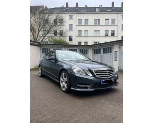 Mercedes-Benz Mercedes-Benz E 200 BE AMG SCHIEBEDACH LEDER XEN A Gebrauchtwagen