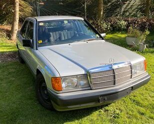 Mercedes-Benz Mercedes-Benz 190 Oldtimer (Erstzulassung: 23.10.1 Oldtimer