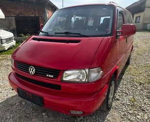 VW Volkswagen T4 Caravelle 2,5-l-Diesel TDI 75kW*GrPl Gebrauchtwagen