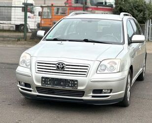 Toyota Toyota Avensis Kombi 1.8 Sol NAVI Klimaautomatik Gebrauchtwagen